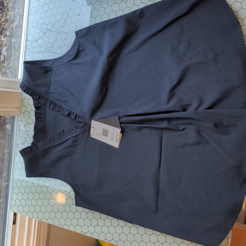 NWT Navy Lafayette 148 Reversible Top